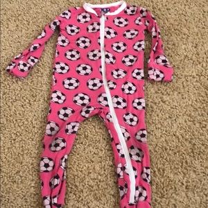 Kickee zipper jammies 9-12 months ⚽️💕